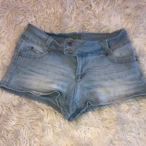 “Wanna betta butt” YMI Jean Shorts